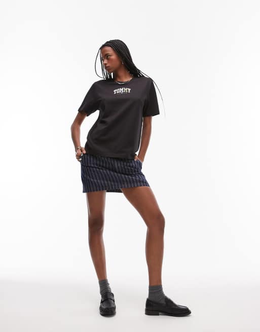 Tommy Jeans - T-shirt met neutraal varsity-logo in zwart, 3 van 4