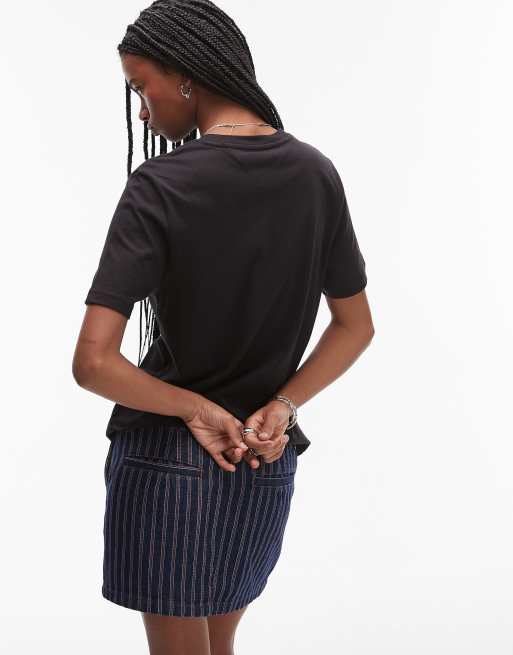 Tommy Jeans - T-shirt met neutraal varsity-logo in zwart, 4 van 4