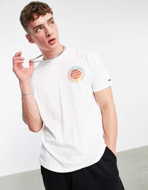Tommy Jeans - T-shirt met ronde logoprint op voor- en achterkant in wit - WHITE