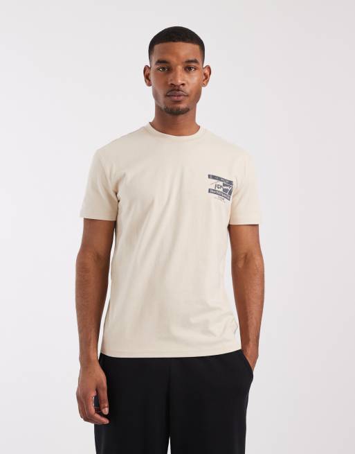 Tommy Jeans - T-shirt met vlaglogoprint in beige, 3 van 5