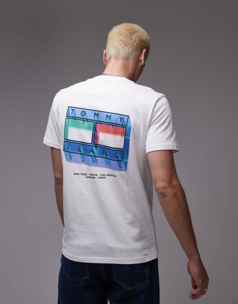 Tommy Jeans - T-shirt met wazige vlagprint op de achterkant in wit - view 1