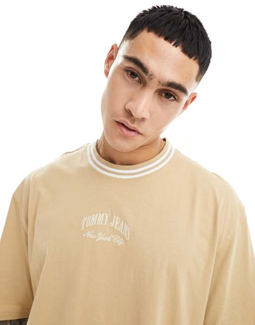 Tommy Jeans - T-shirt oversize color sabbia con righe a contrasto sui bordi