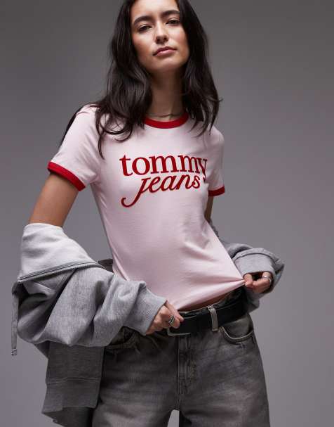 Tommy Jeans - T-shirt rosa con scritta e profili rossi a contrasto - view 1