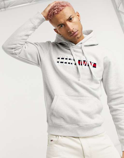 Tommy jeans flag logo on sale hoodie