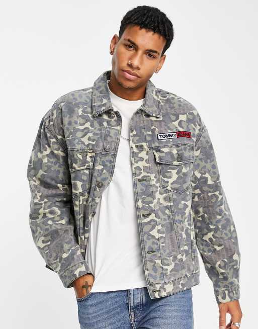 Tommy jeans on sale camo jacket