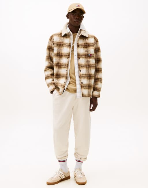 Tommy Jeans Tommy badge brushed terry joggers in beige