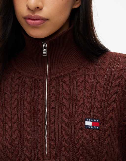 Tommy Jeans Tommy badge cable knit oversized jumper in pure brown, 4 of 7