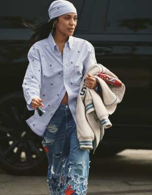tommy girl embroidered shirt in light blue