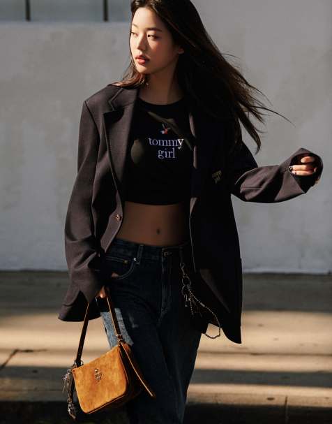 Tommy Jeans Tommy Girl star logo baby tee in black