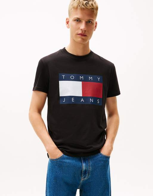 Tommy Jeans - Tommy - T-shirt ras de cou en jersey à écusson - Noir