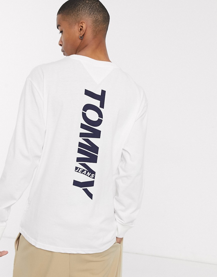 Tommy Jeans - Top comodo bianco a maniche lunghe con logo verticale