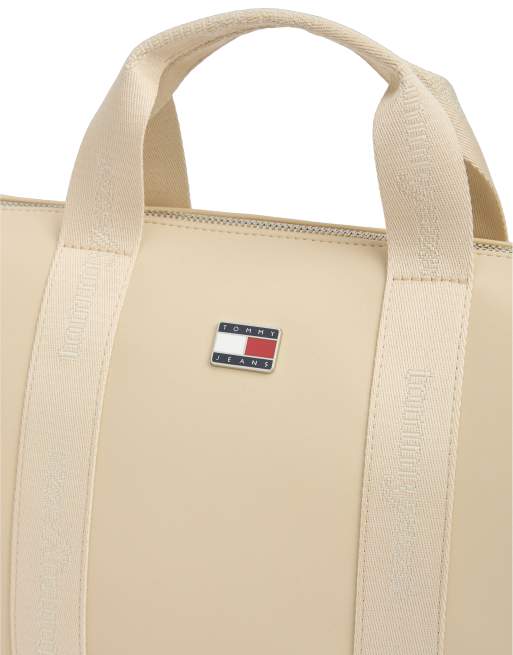 Tommy Jeans tote-taske med crossbody-rem i creme, 2 af 4