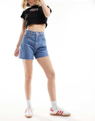 ultra high denim mom shorts in mid wash-Blue