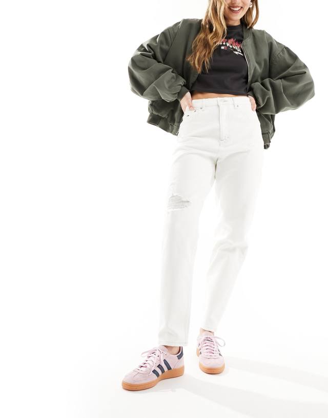 Tommy Jeans - ultra high tapered mom jeans in white wash