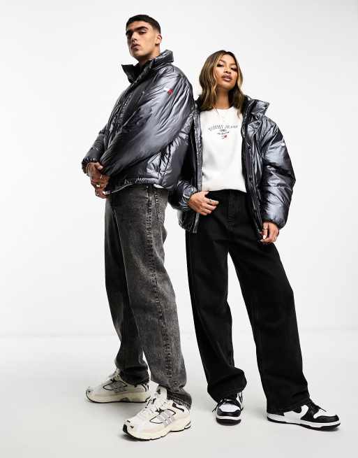 Tommy Jeans - Uniseks gewatteerd metallic jack in staalgrijs, 2 van 4