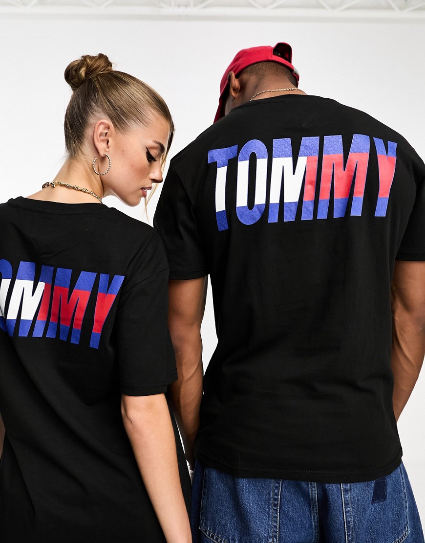 Tommy Jeans Unisex essential graphic logo t-shirt in black