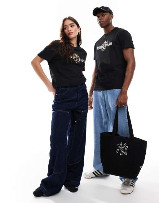 Tommy Jeans – Unisex-T-Shirt in Schwarz mit College-Print, 2 von 4