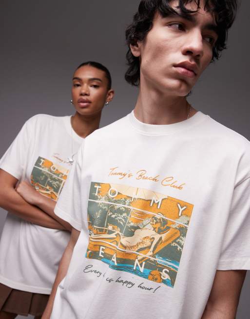 Tommy Jeans – Unisex – T-Shirt in Weiß mit Beach-Club-Grafik, 2 von 4