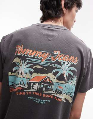 Tommy Jeans Unisex Tropical Back Print T-shirt