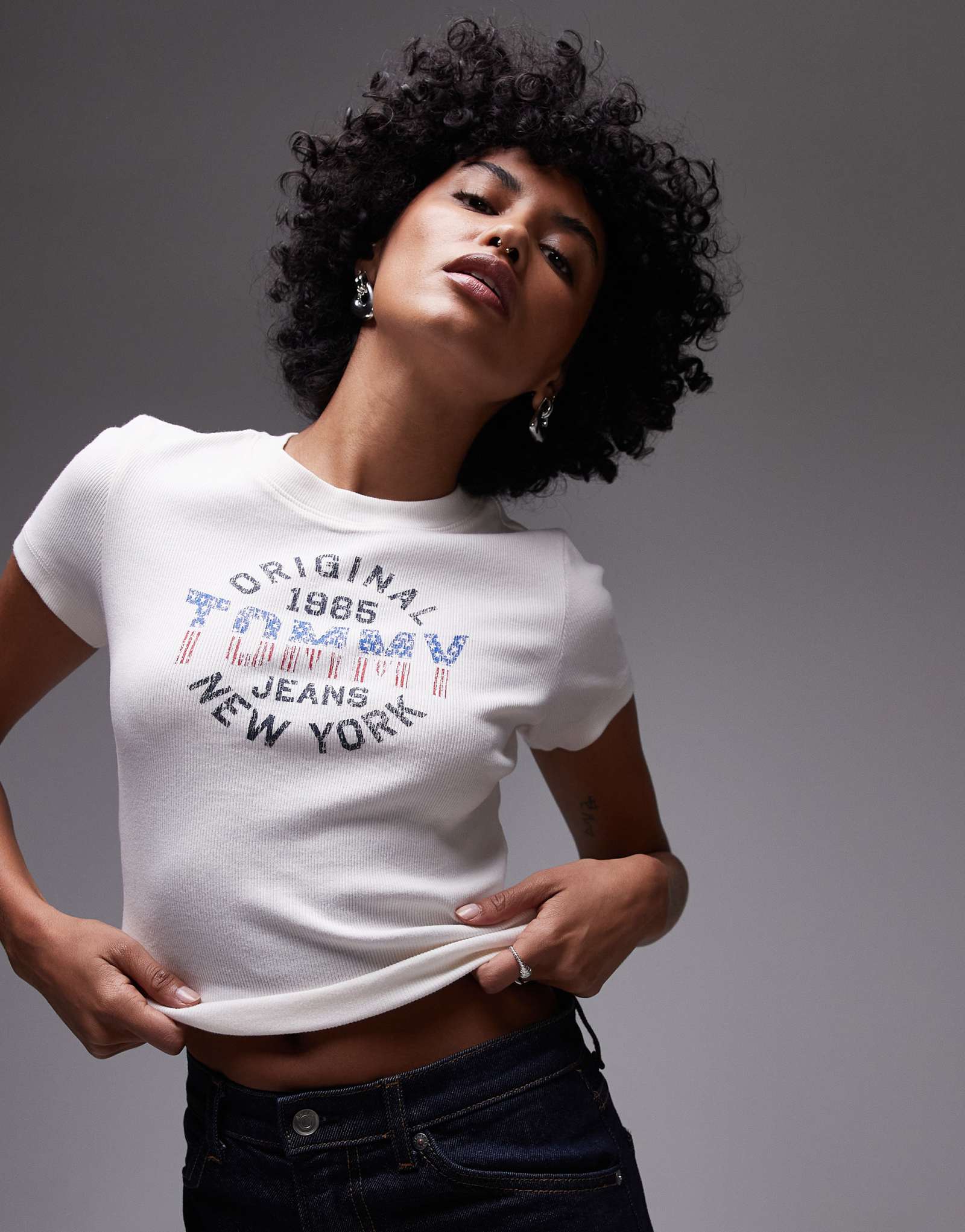 Футболка с логотипом Tommy Jeans usa central белого цвета