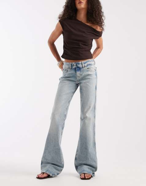Tommy Jeans - Vaqueros bootcut de talle bajo con lavado azul claro Sia - view 1