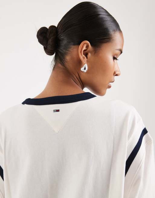 Tommy Jeans varsity logo oversized t-shirt in white, 3 of 4