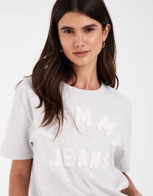 Tommy Jeans varsity logo relaxed fit t-shirt in light grey, 3 of 4
