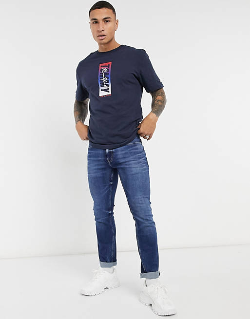 Tommy Jeans vertical front logo box t-shirt in twilight navy | ASOS