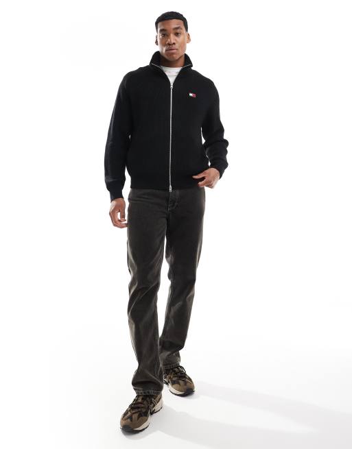 Tommy Jeans - Vest met logobadge en rits in zwart, 4 van 4