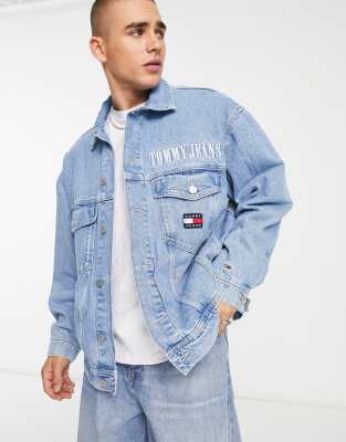 Tommy Hilfiger Mainline Tommy Jeans Delavage clair ClassicfuncenterShops Veste camionneur oversize en denim de coton avec logo drapeau au dos