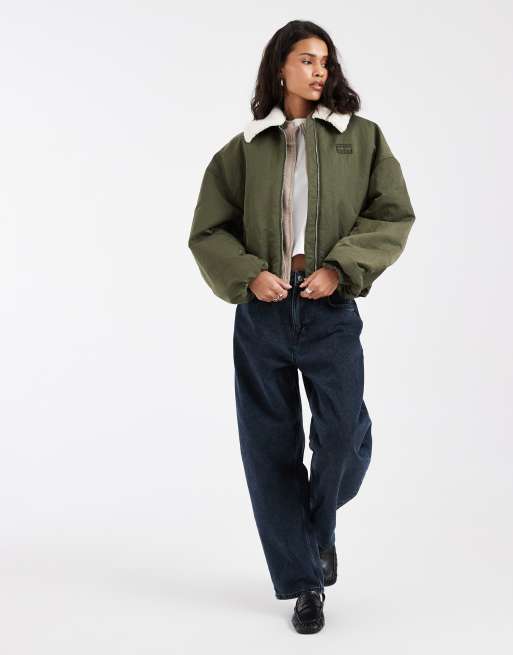Tommy Jeans - Veste style utilitaire avec col en fausse fourrure - Kaki, 3 de 4