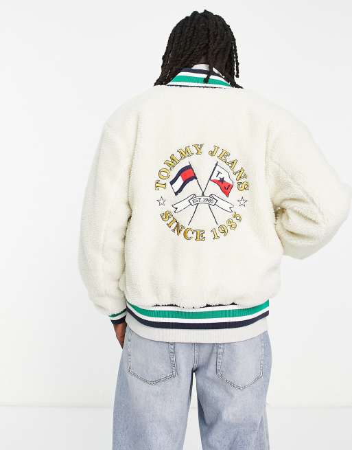 Tommy Jeans - Veste Teddy à logo style universitaire en imitation peau de mouton - Blanc cassé, 2 de 4