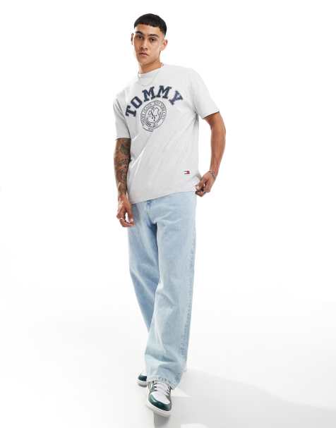 Tommy Jeans vintage arch T-shirt in gray - view 1