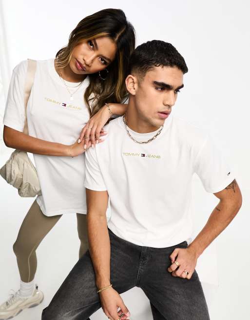 Tommy Jeans – Vit, klassisk t-shirt i unisex-modell med guldfärgad, linjär logga