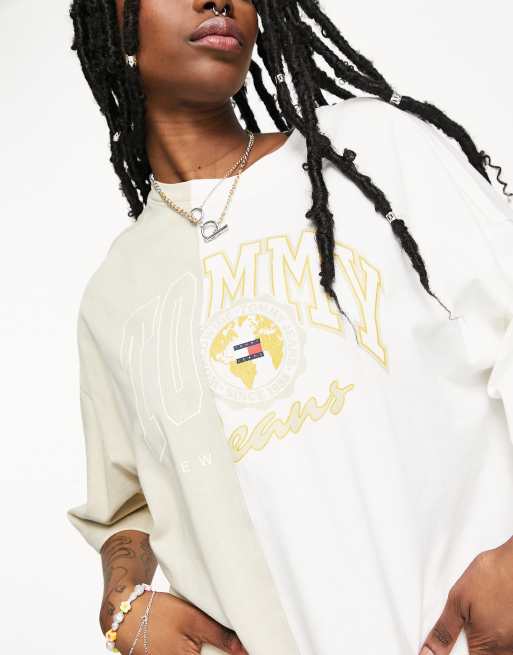 Tommy Jeans – Vit t-shirt i bomull med collegelogga och delad design - WHITE, 2 av 4