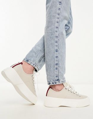 Tommy Jeans vulcanized platform trainers in stone - ASOS Price Checker