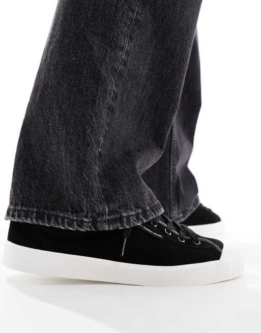 Tommy Jeans vulcanized suede sneakers in black, 4 of 5