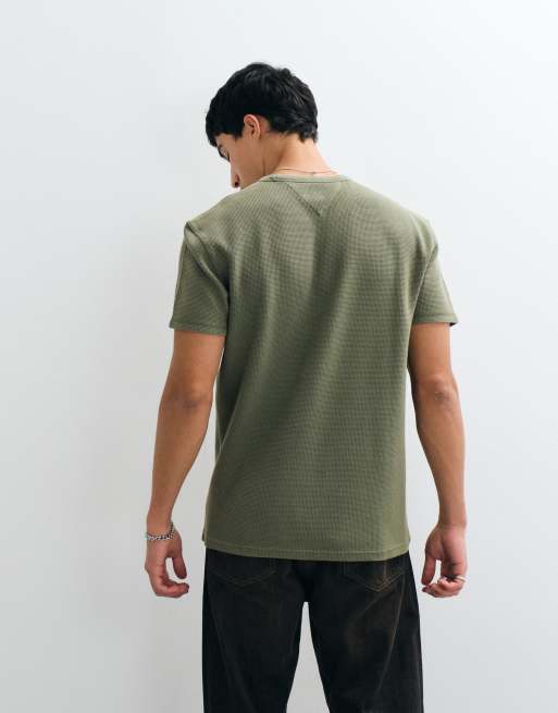 Tommy Jeans waffle T-shirt in khaki, 2 of 5