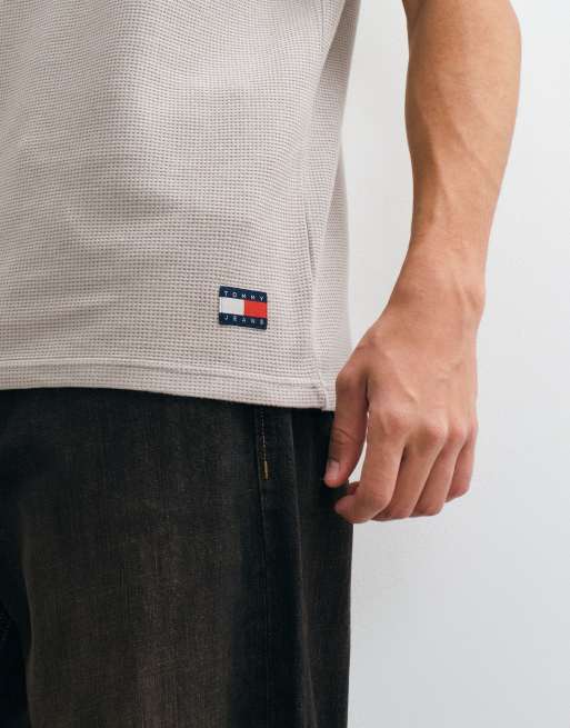 Tommy Jeans waffle T-shirt in stone, 3 of 5