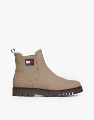  Warm lined leather cleat chelsea boots in beige