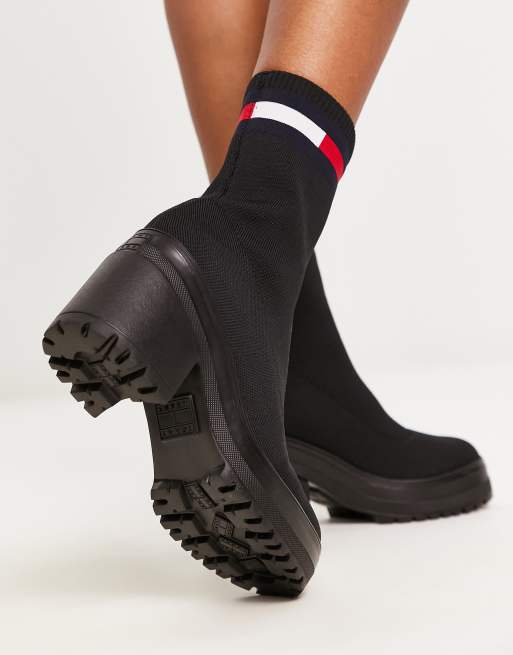 Tommy hilfiger water clearance boots