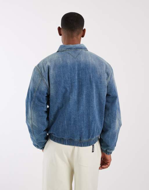 Tommy Jeans – Wattierte Jeans-Bomberjacke in verwaschenem Mittelblau mit Kragen , 5 von 5