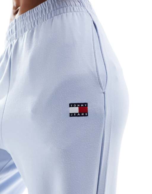 Tommy Jeans – Weit geschnittene Jogginghose in Blau mit Aufnäher, 3 von 5