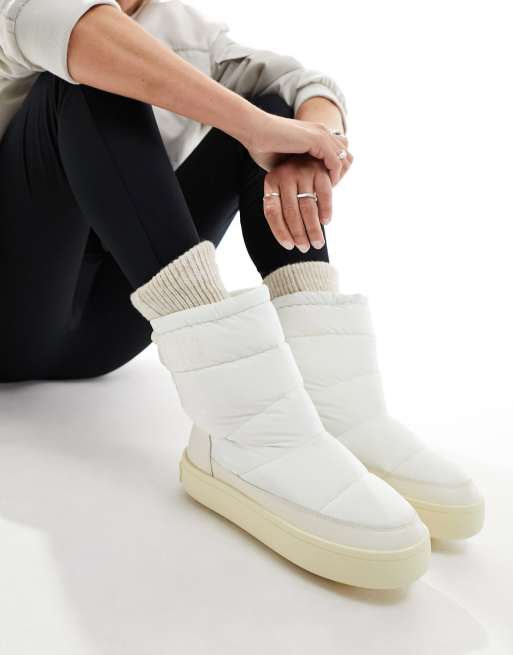 Snow Boots - Buy Winter Boots Online & Get up to 80% Off