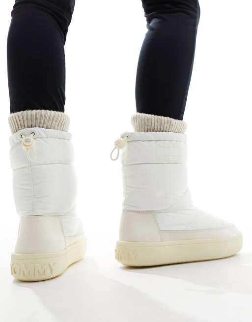 Cream clearance snow boots