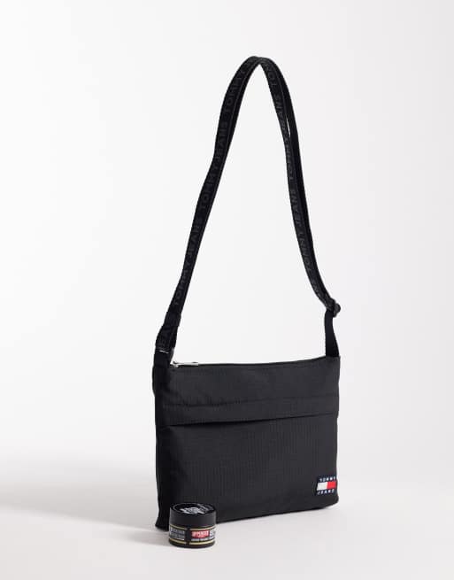 Tommy Jeans – Zeitlose Tasche in Schwarz mit Logo, 2 von 4