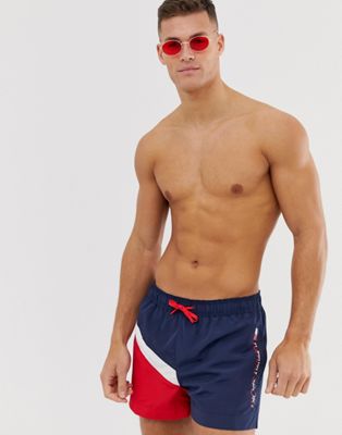 Tommy Sport - Korte zwemshort met trekkoord, kleurvakken en logo opzij in navy/rood/wit-Multi
