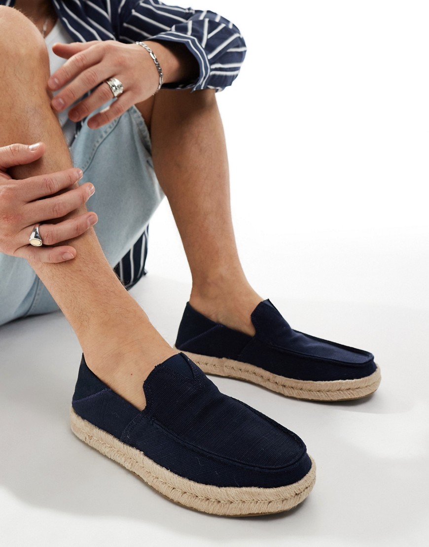 Toms Alonso slip on shoe in navy