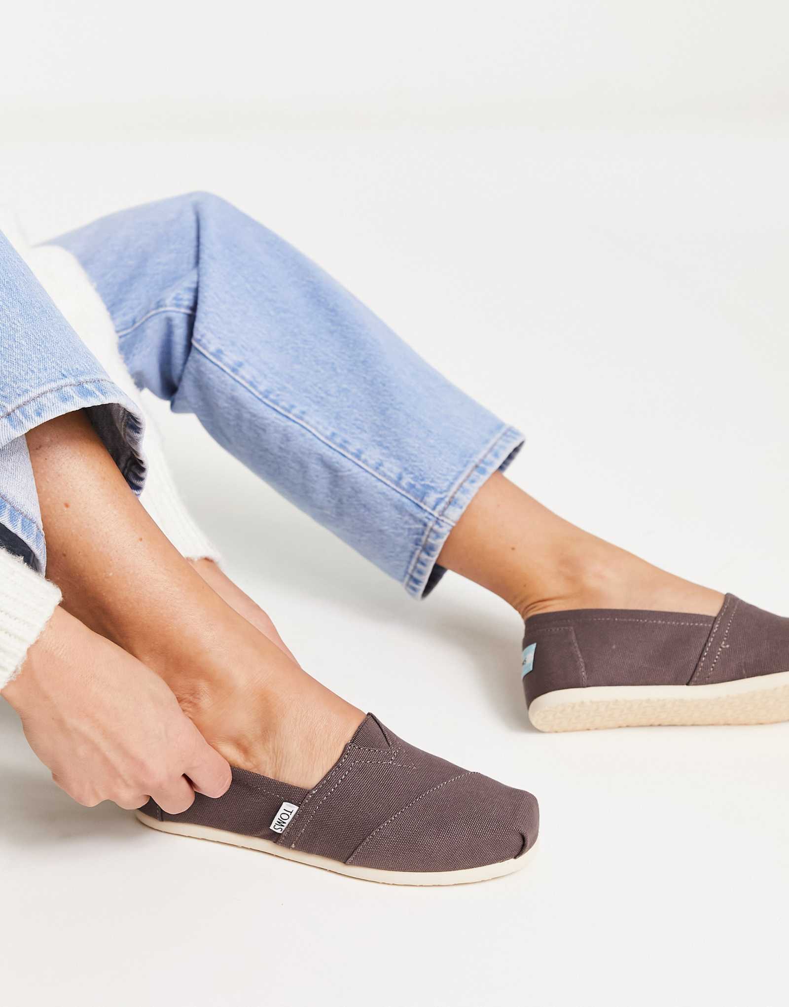 Эспадрильи Toms alpargata серого цвета
