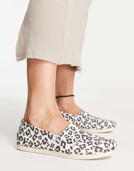 Toms shoes leopard on sale print